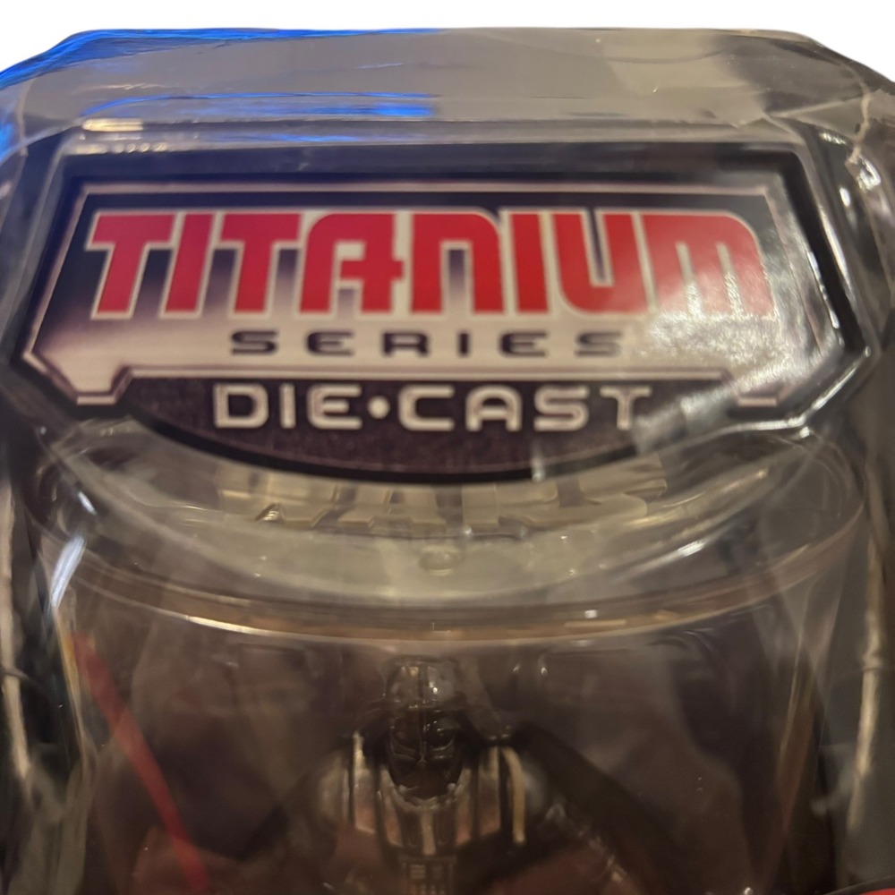 Star Wars Titanium Series Die Cast Darth Vader Figure with Display Case Included - Picture 3 of 16